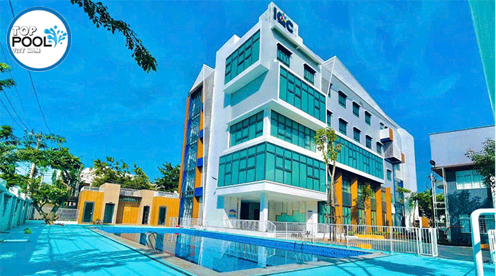 Hồ Bơi Trường Học Hiện Đại Sự Kết Hợp Hoàn Hảo Của Công Nghệ và Kiến Trúc