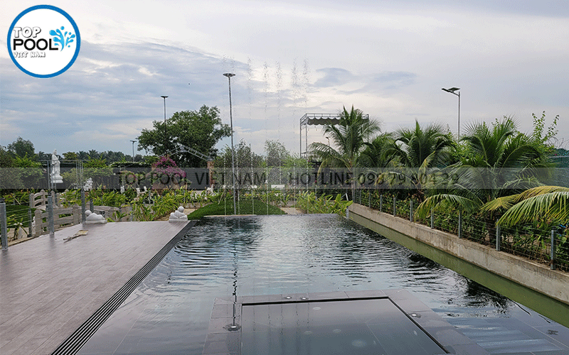 biệt thự nhà vườn có hồ bơi tại Tây Ninh