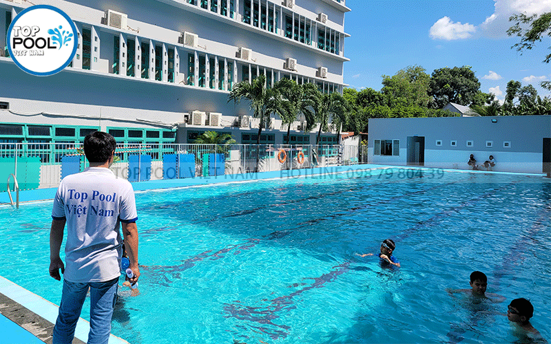 xây dựng hồ bơi trường học